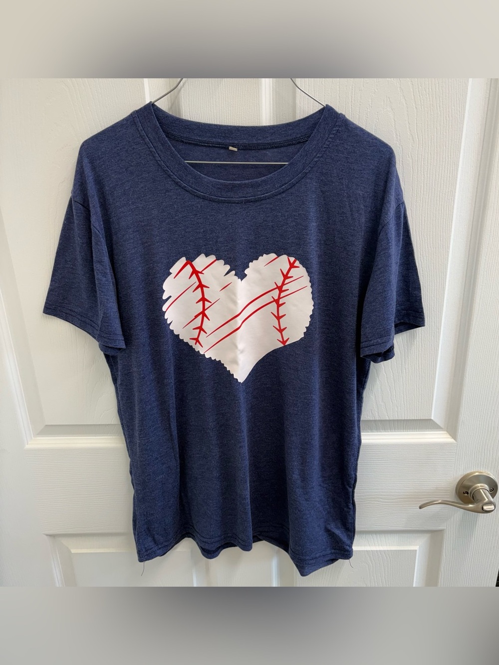 Baseball Heart Graphic Tee Women’s Medium Blue Game Day Shirt Soft Stretch